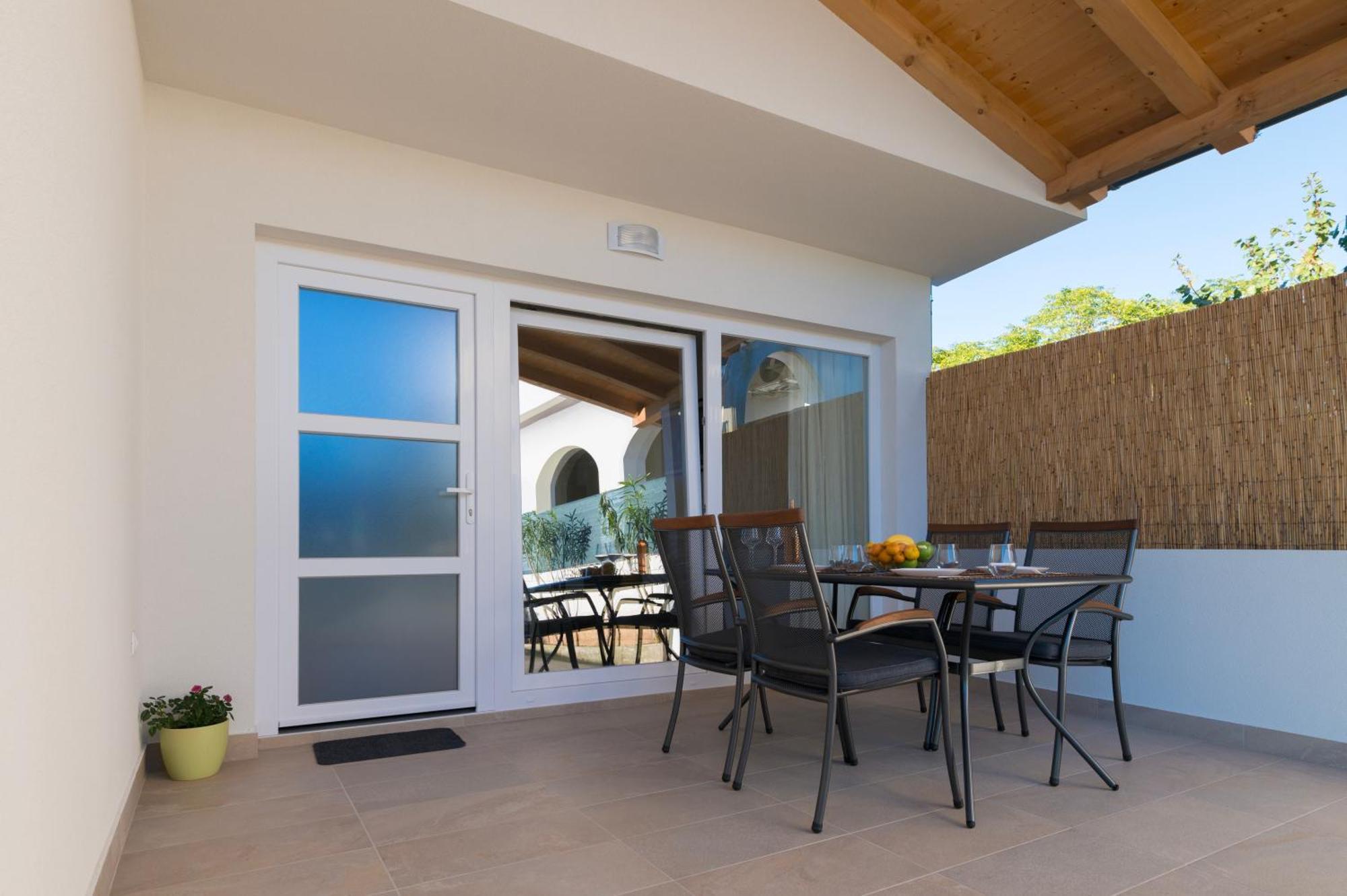 Bokanjac With Free Parking And Terrace Zadar